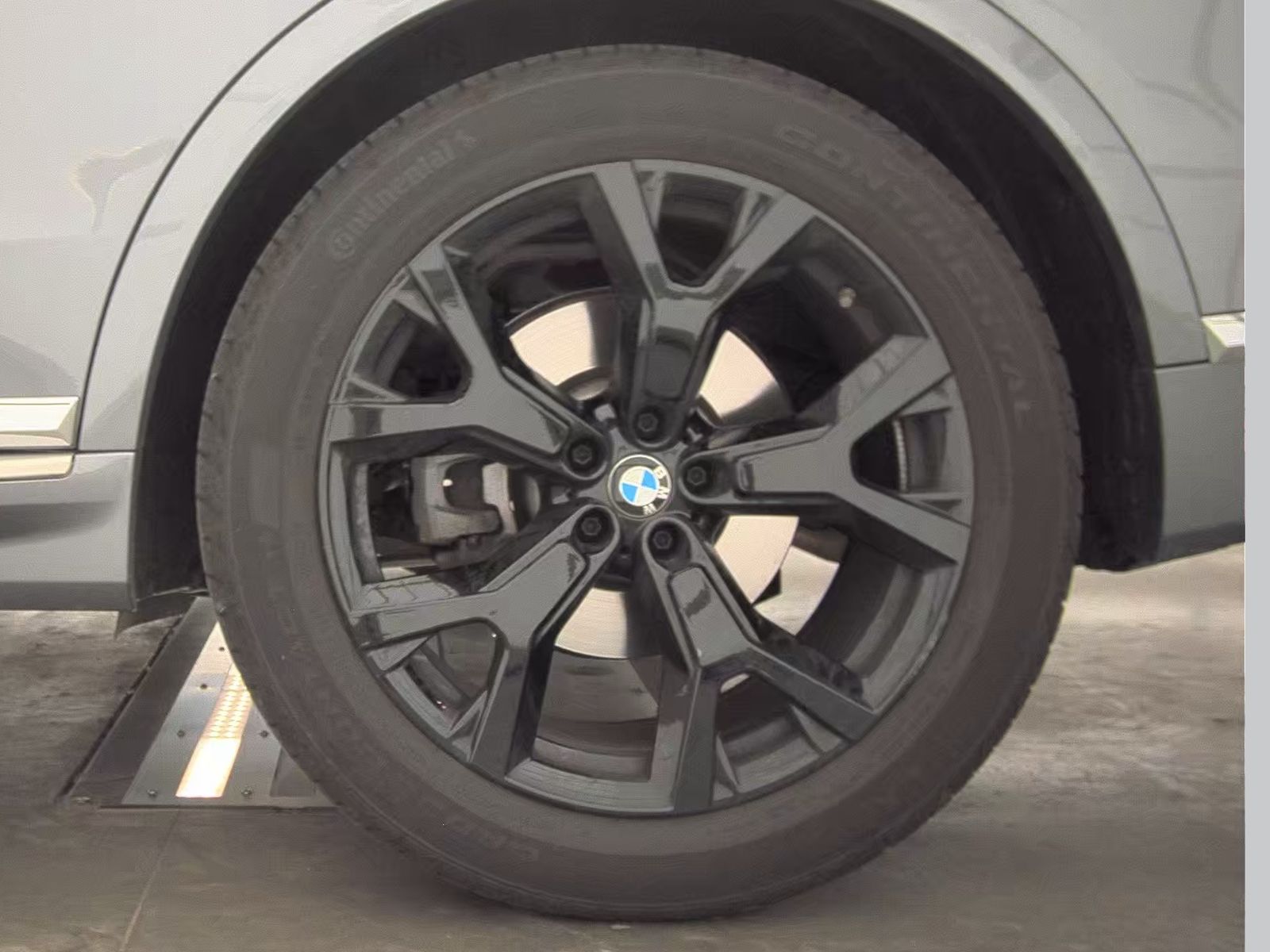 2026 BMW X7 xDrive40i AWD