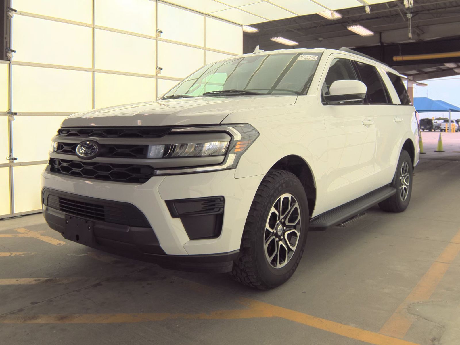 FORD EXPEDITION - 1