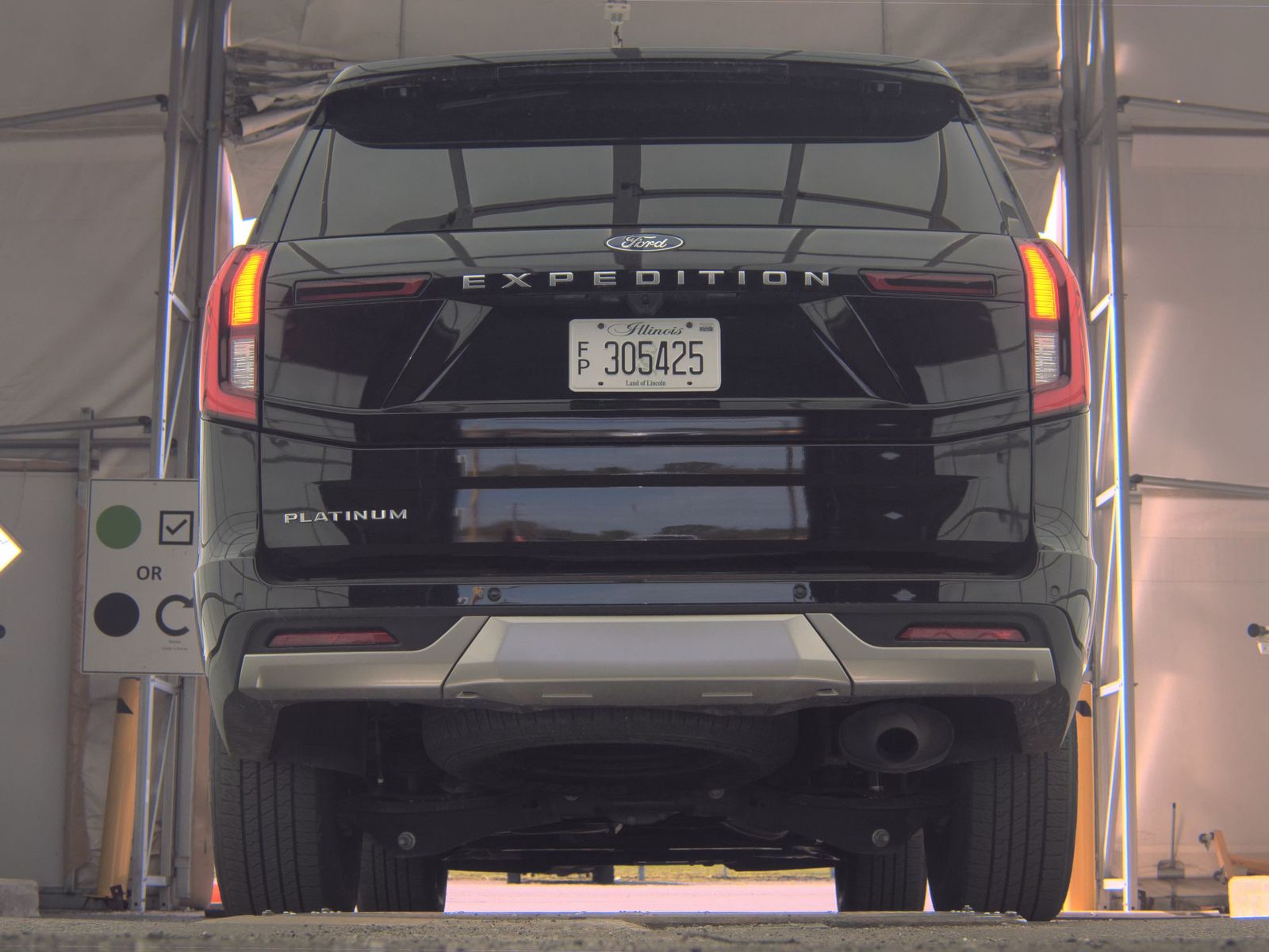 FORD EXPEDITION - 8