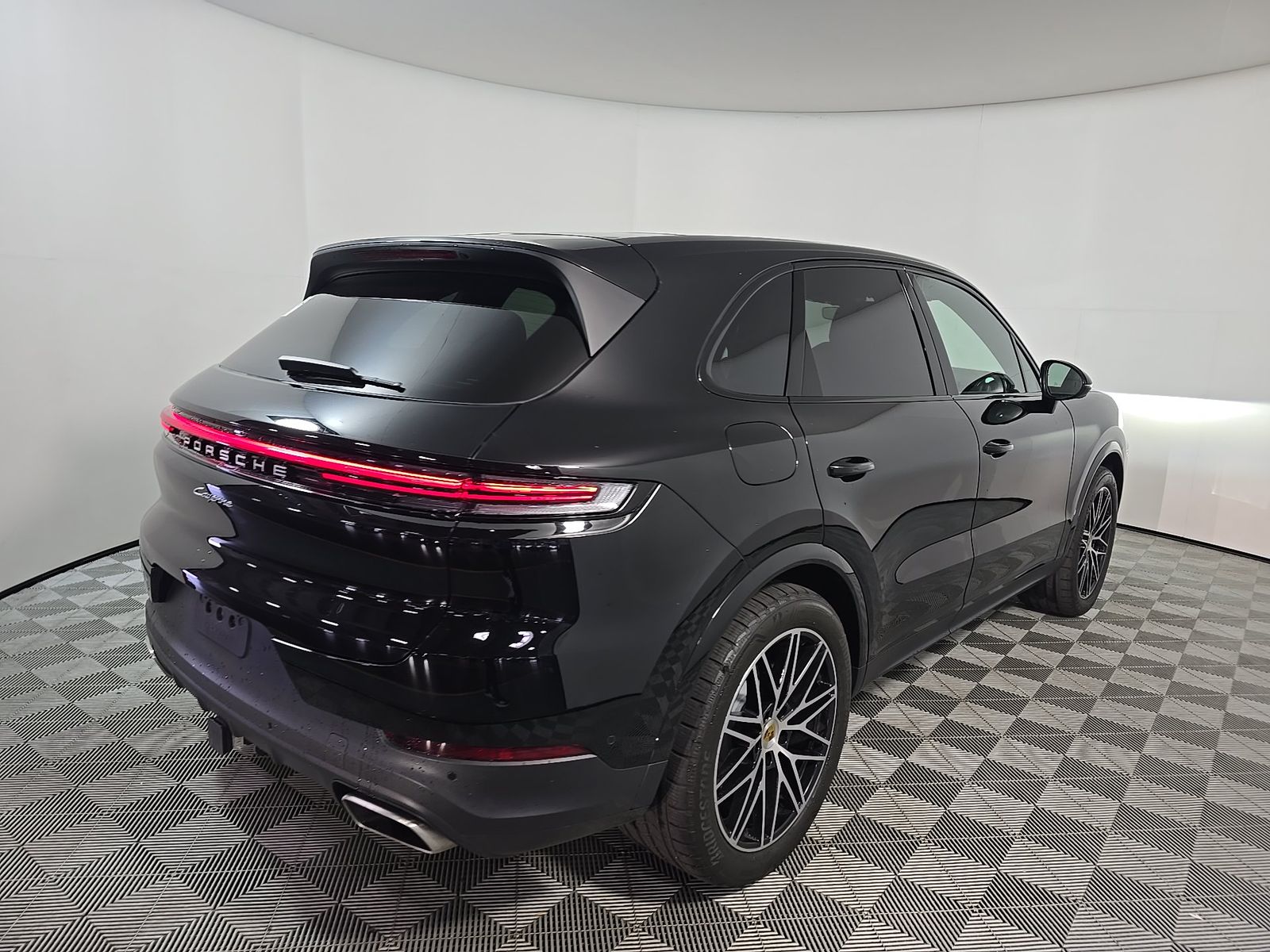 PORSCHE CAYENNE - 5