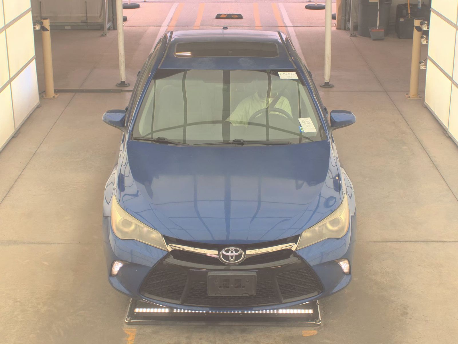 TOYOTA CAMRY - 3