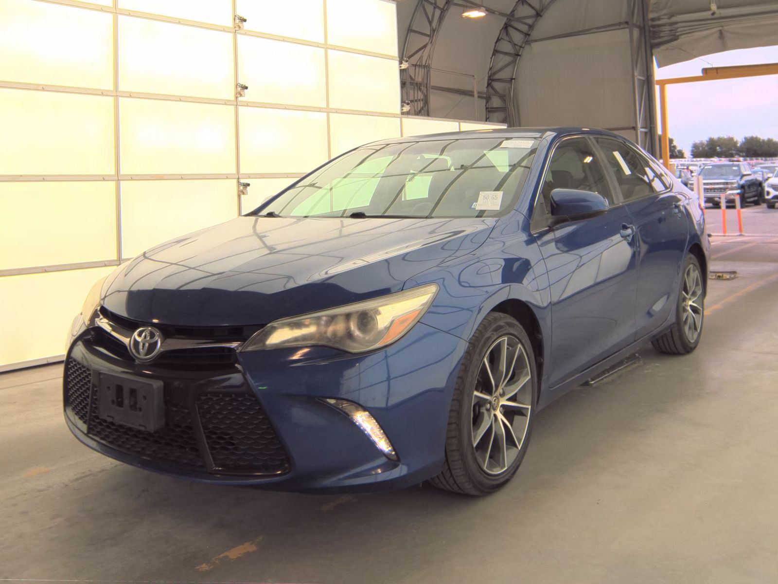 TOYOTA CAMRY - 1