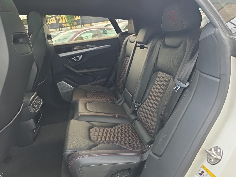 2022 Lamborghini Urus Base AWD