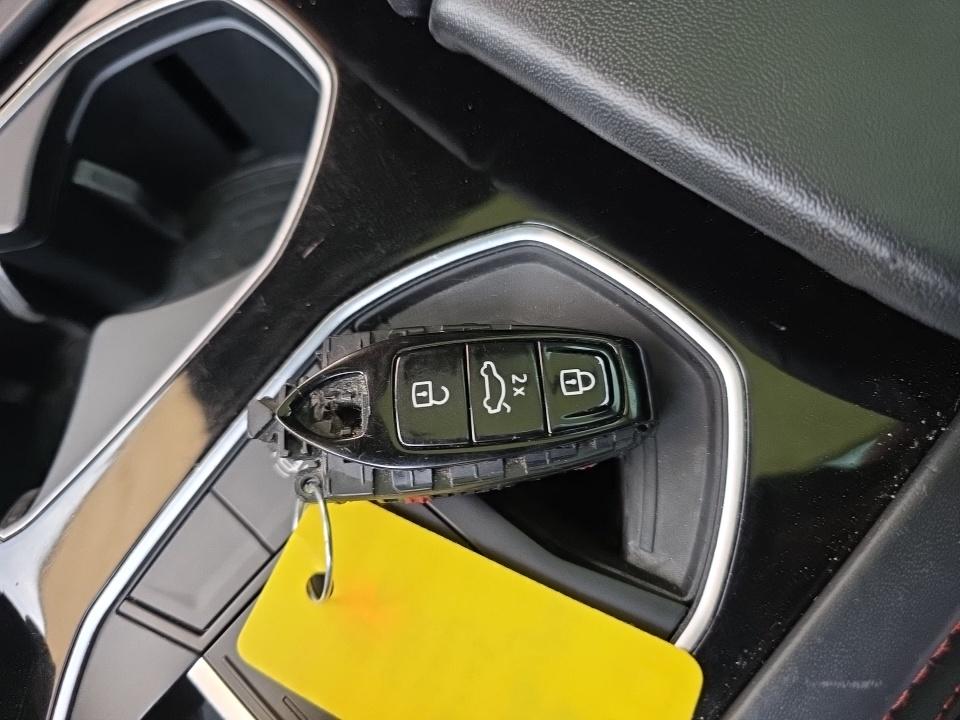 2022 Lamborghini Urus Base AWD