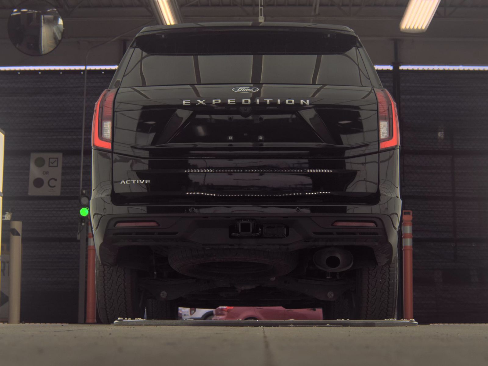 FORD EXPEDITION - 8