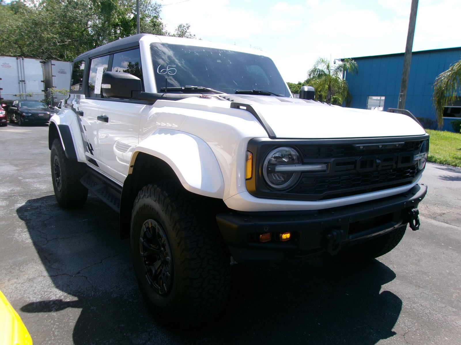 FORD BRONCO - 3