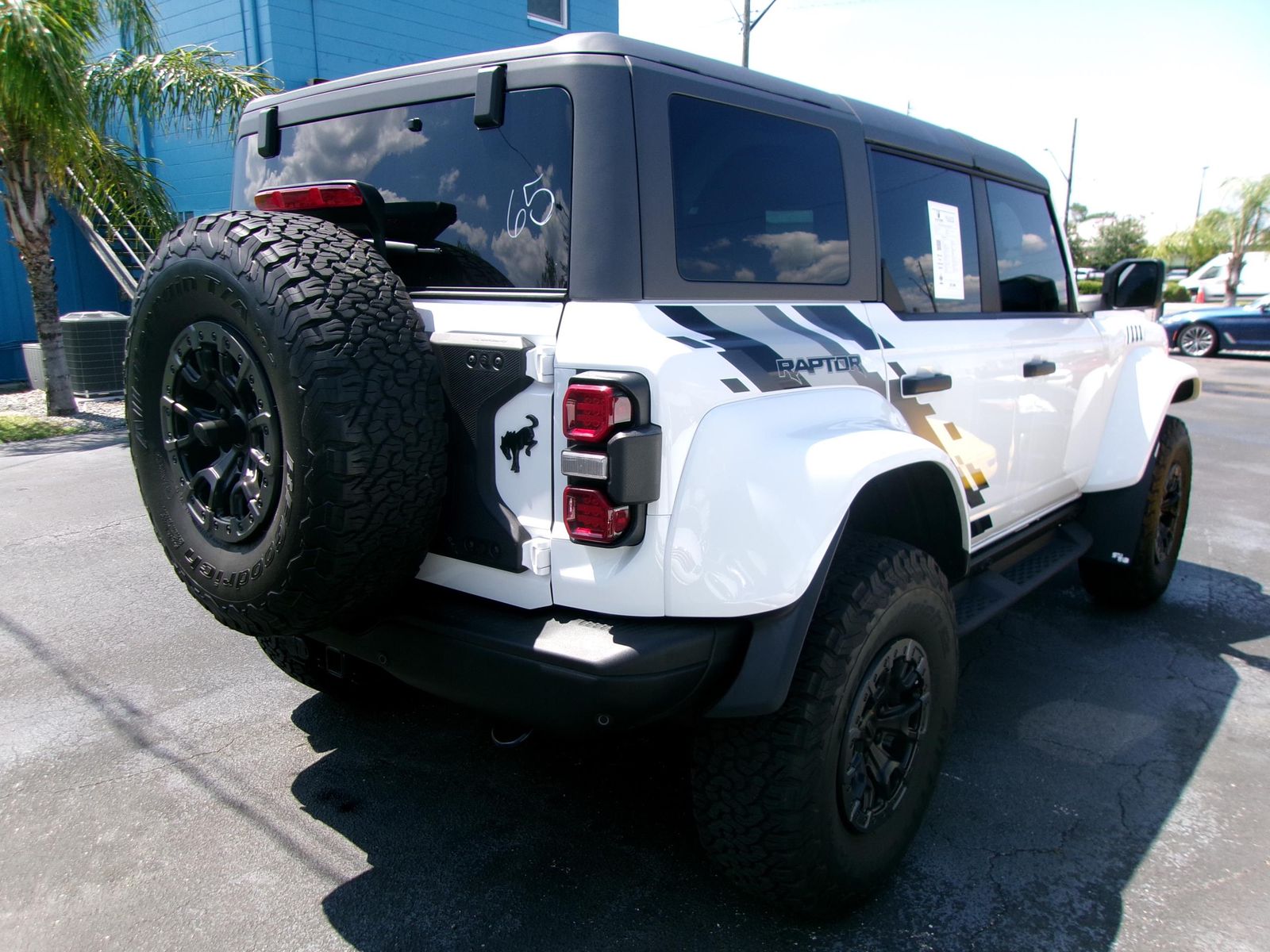 FORD BRONCO - 7