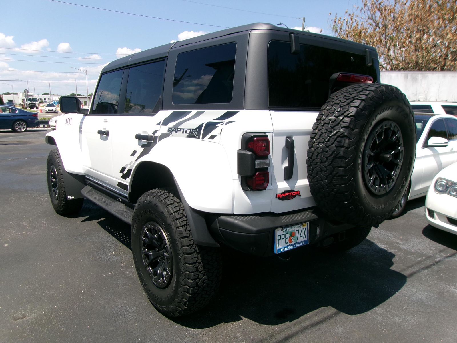 FORD BRONCO - 9