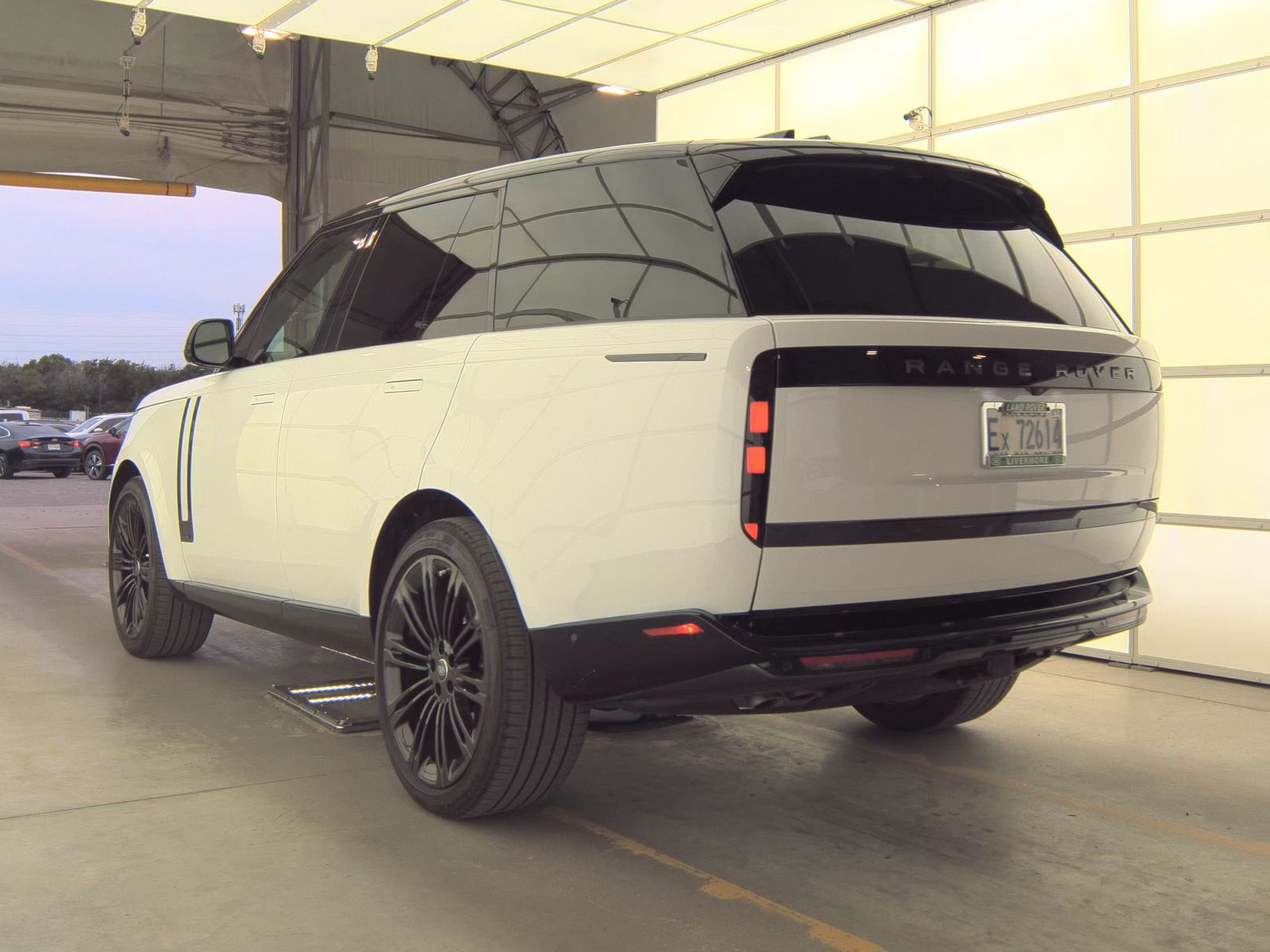 2025 Land Rover Range Rover Autobiography AWD