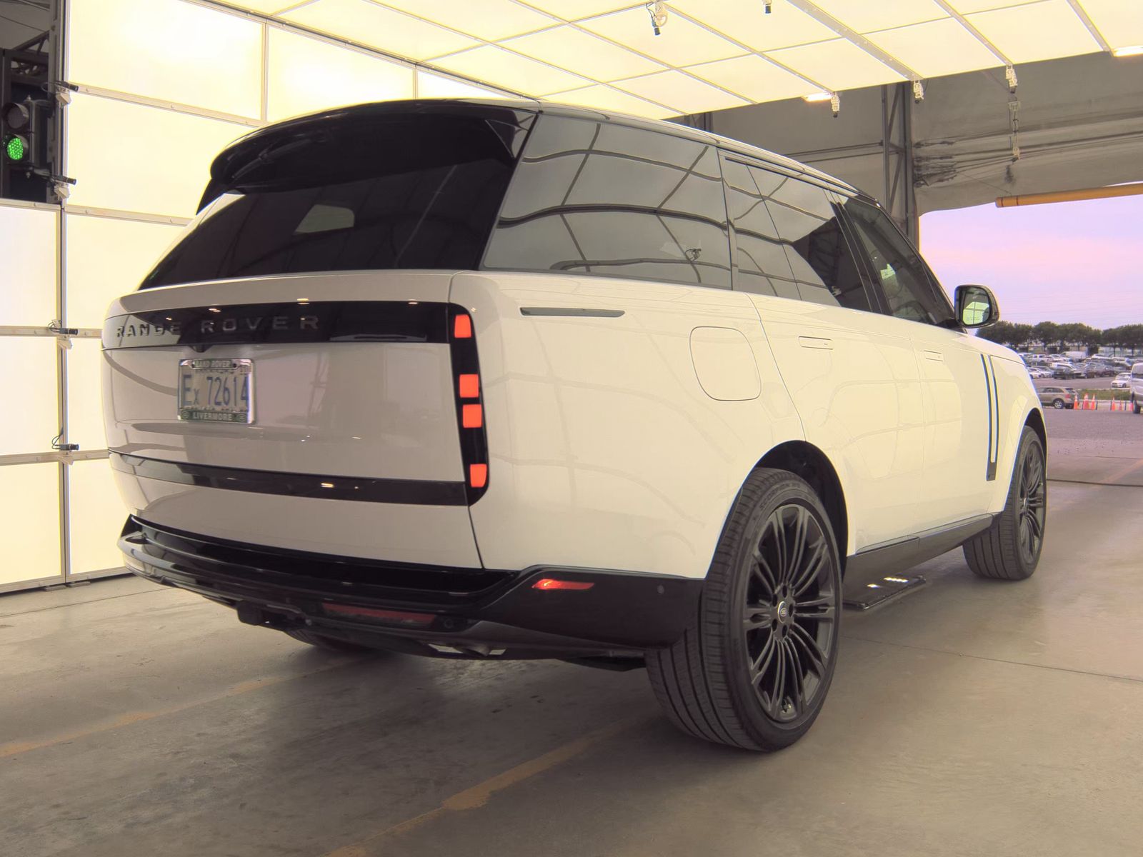 2025 Land Rover Range Rover Autobiography AWD