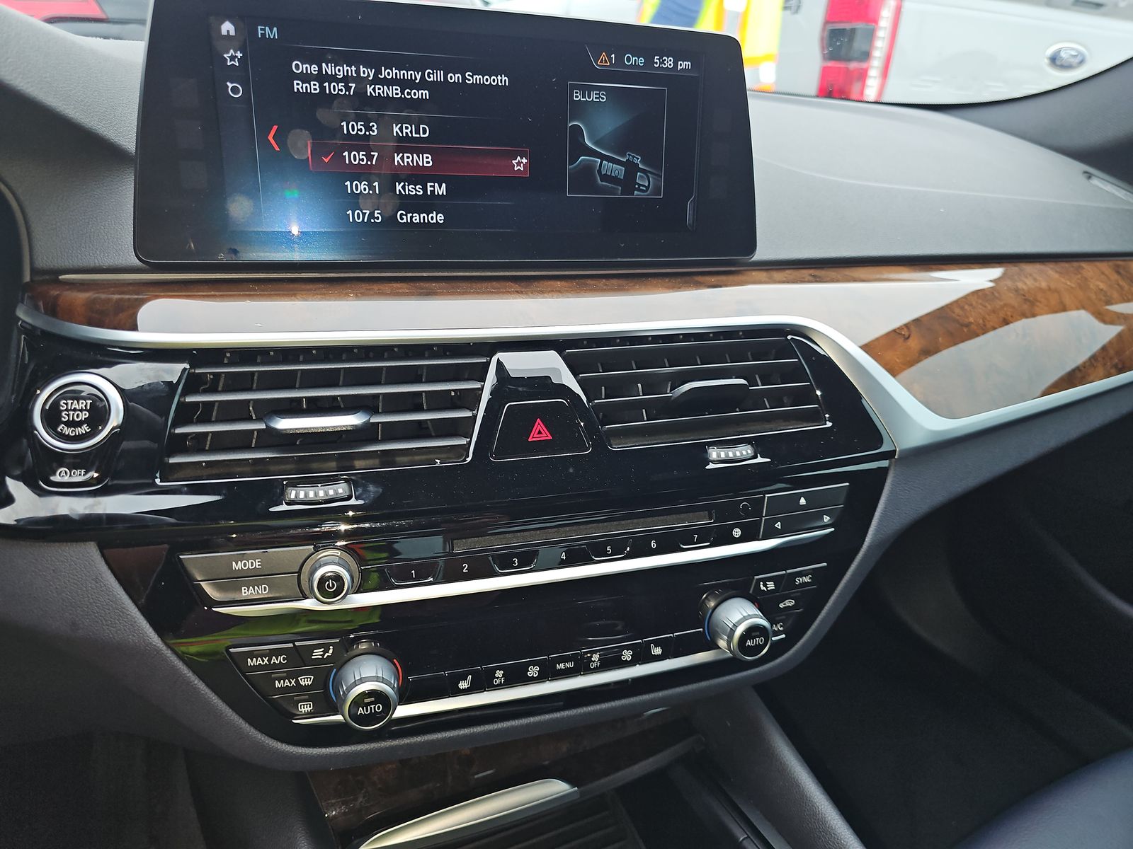 BMW 5 SERIES - 6