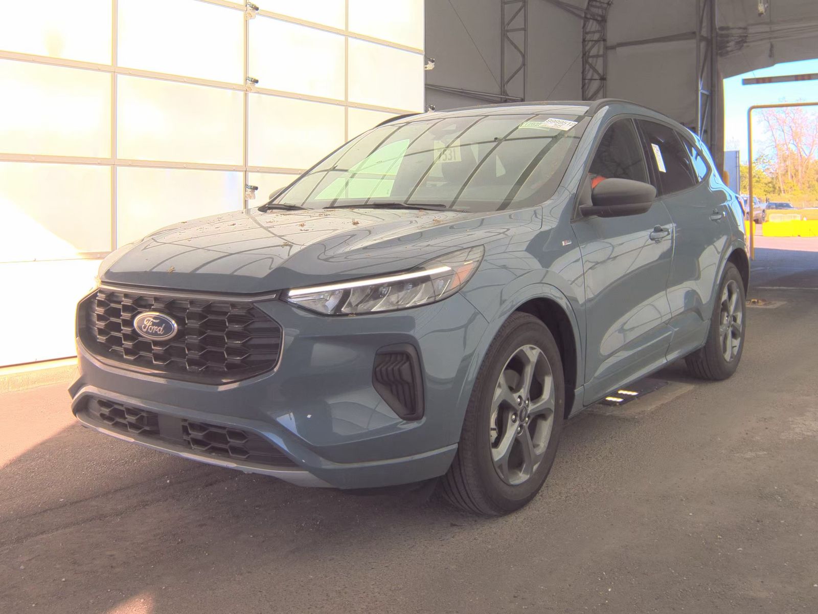 FORD ESCAPE - 1
