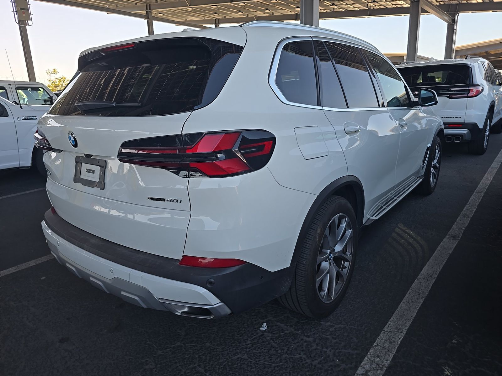 2026 BMW X5 sDrive40i RWD