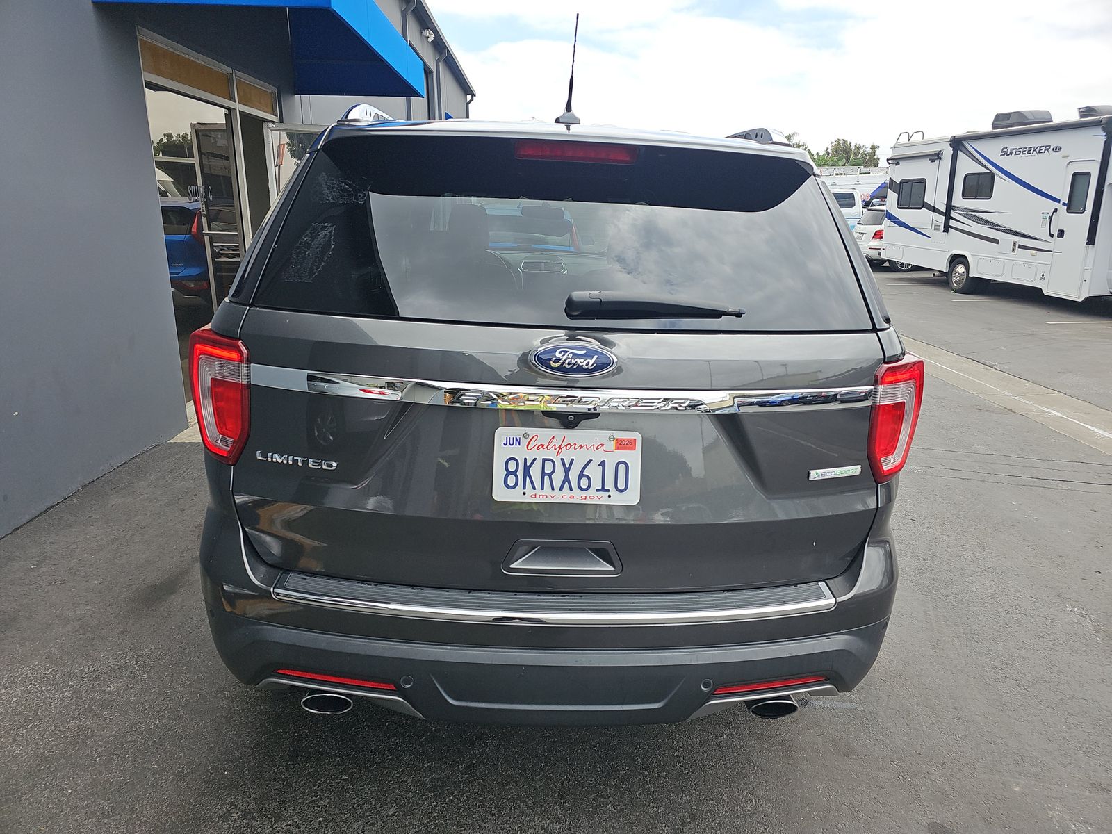 FORD EXPLORER - 6