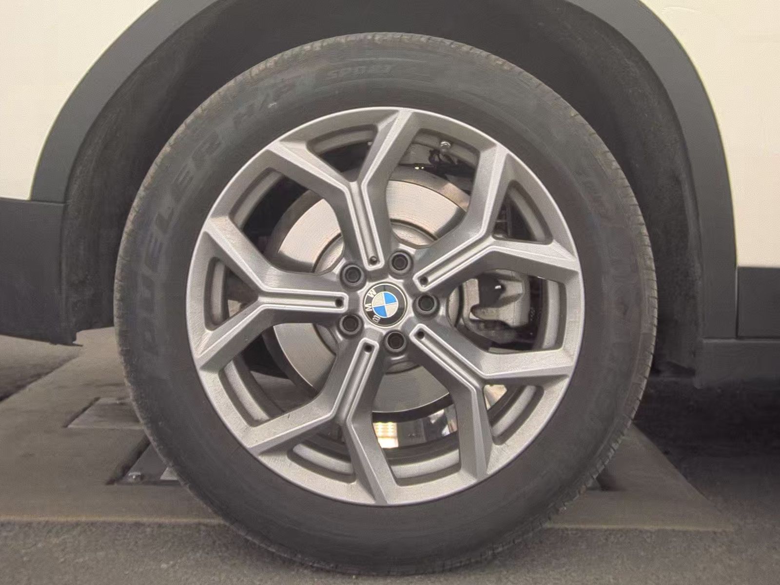 2025 BMW X4 xDrive30i AWD