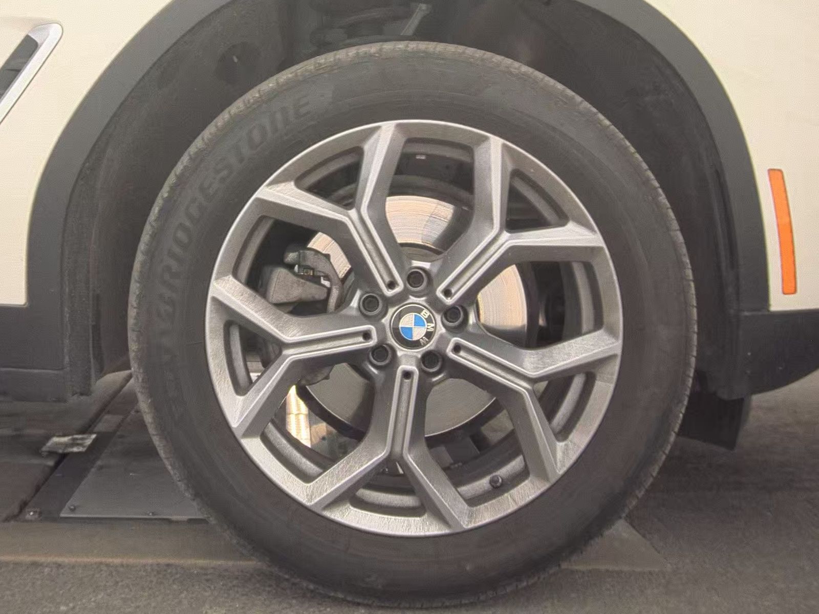 2025 BMW X4 xDrive30i AWD