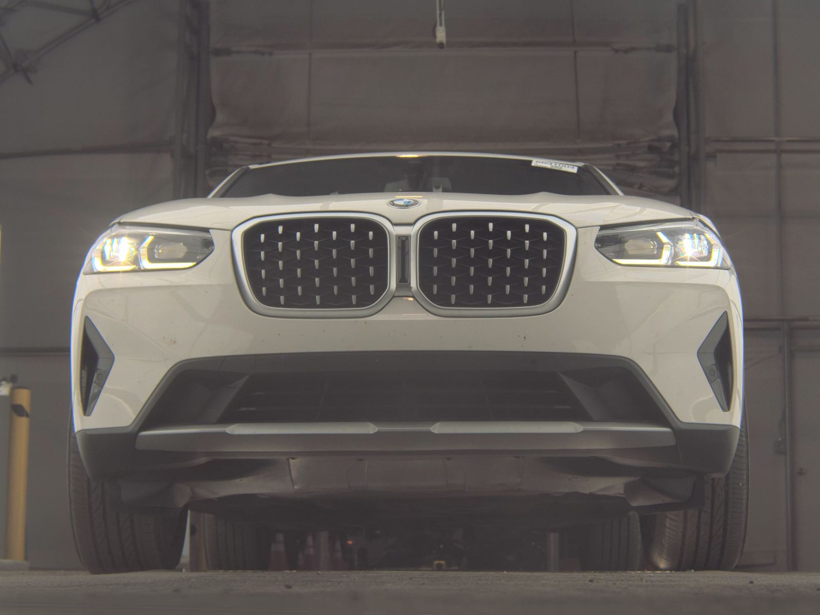 2025 BMW X4 xDrive30i AWD