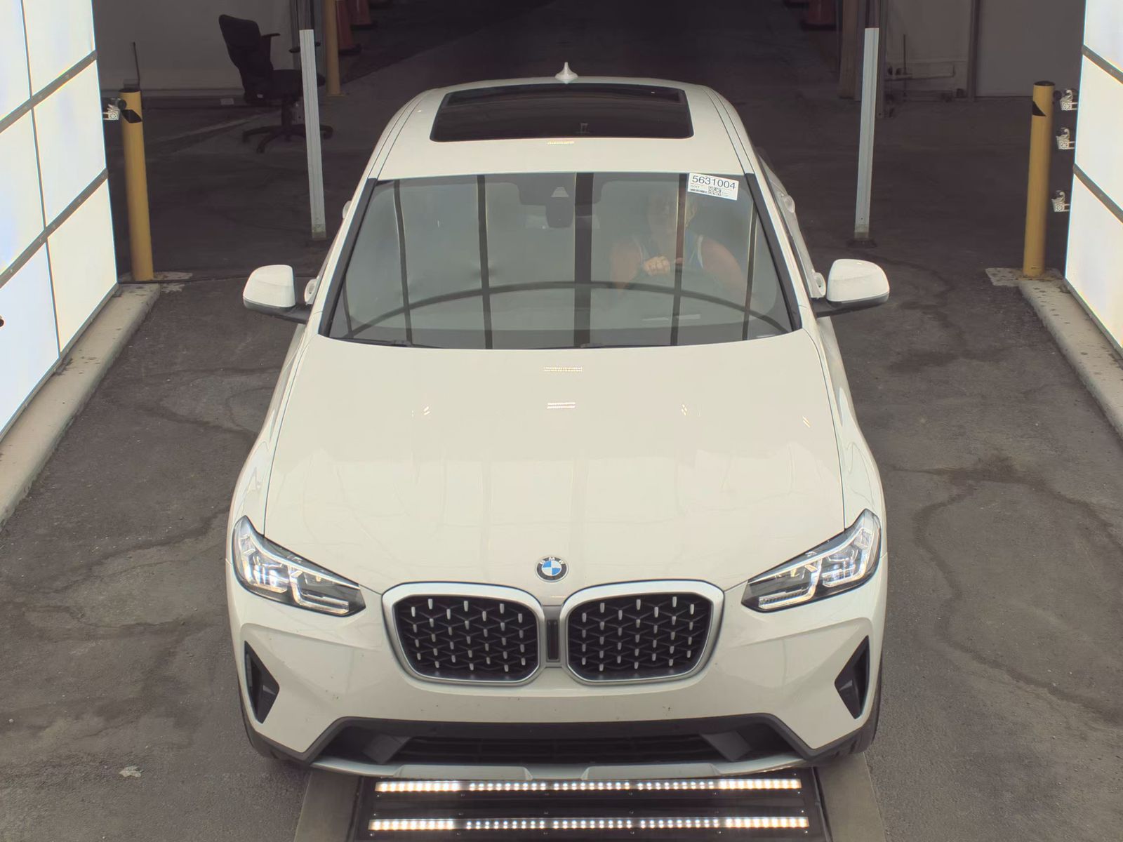 2025 BMW X4 xDrive30i AWD