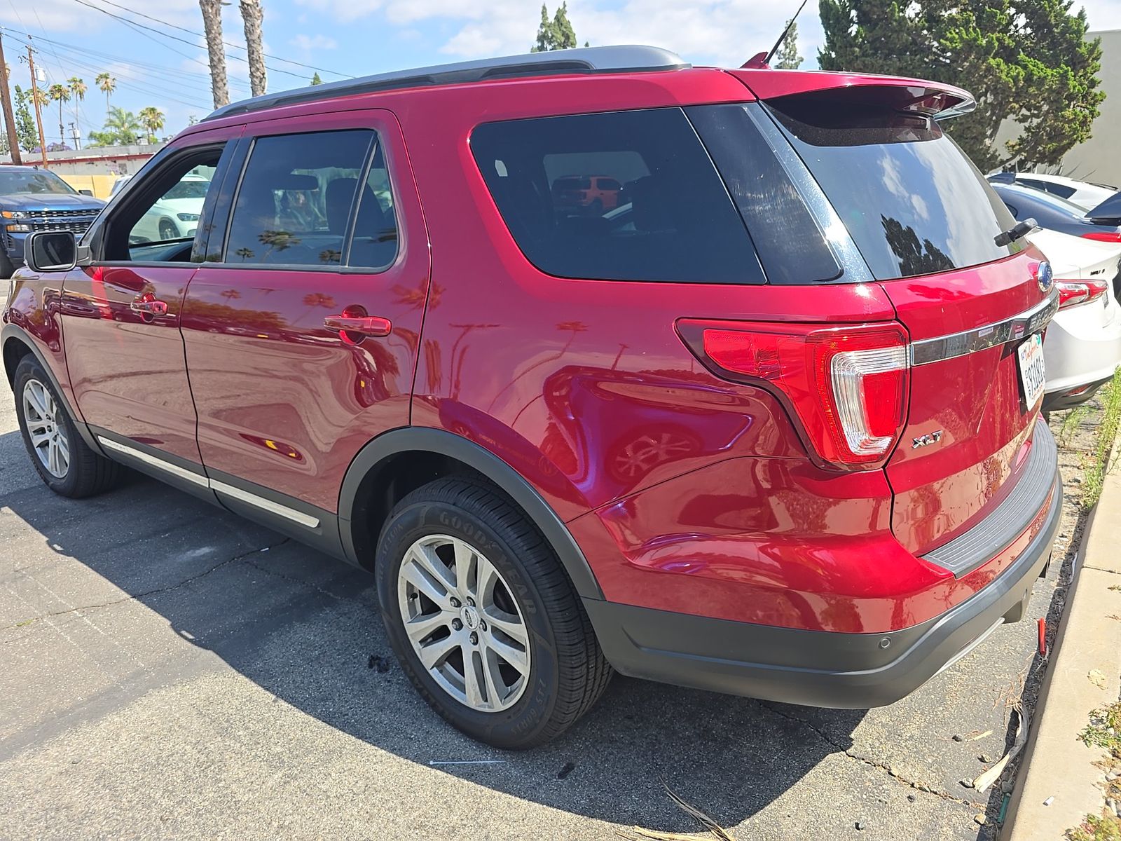 FORD EXPLORER - 7