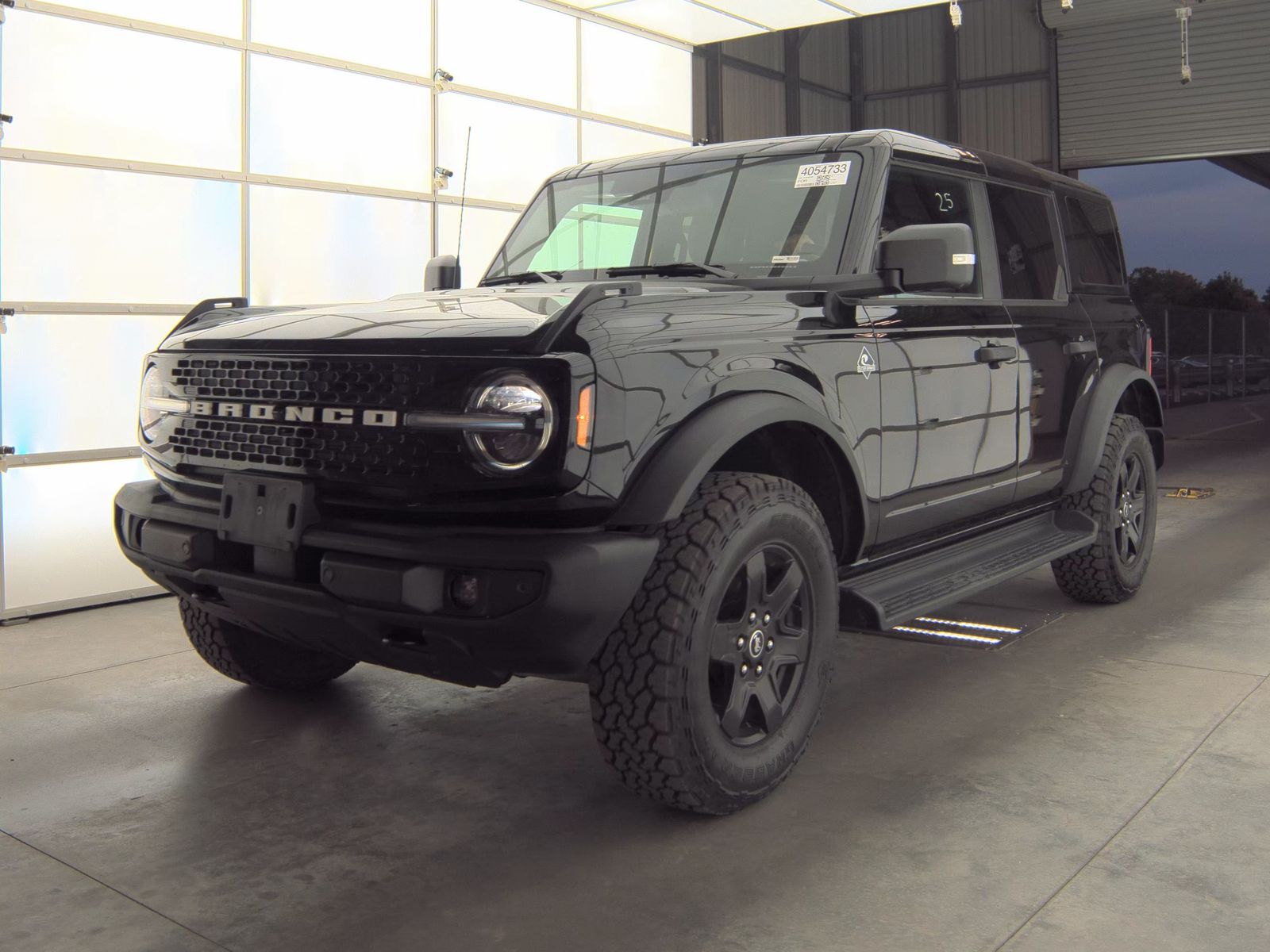 FORD BRONCO - 1