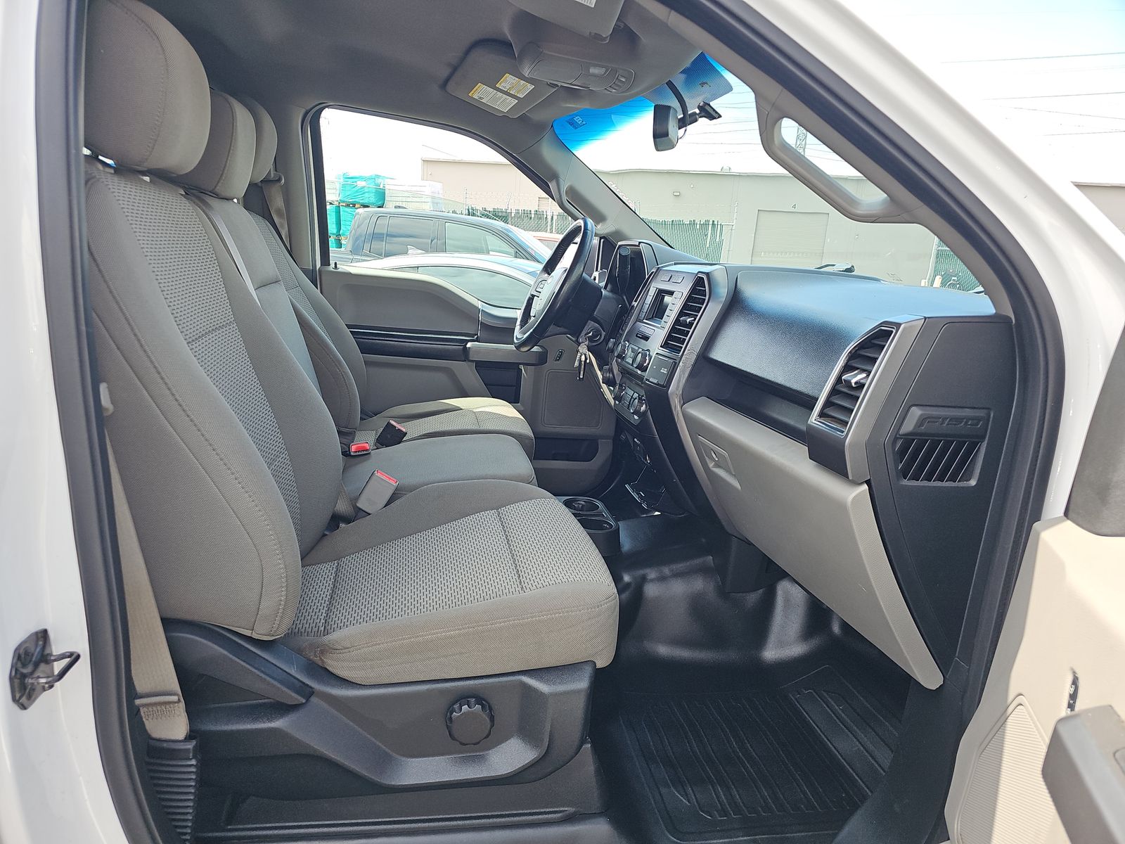 FORD F-150 - 9