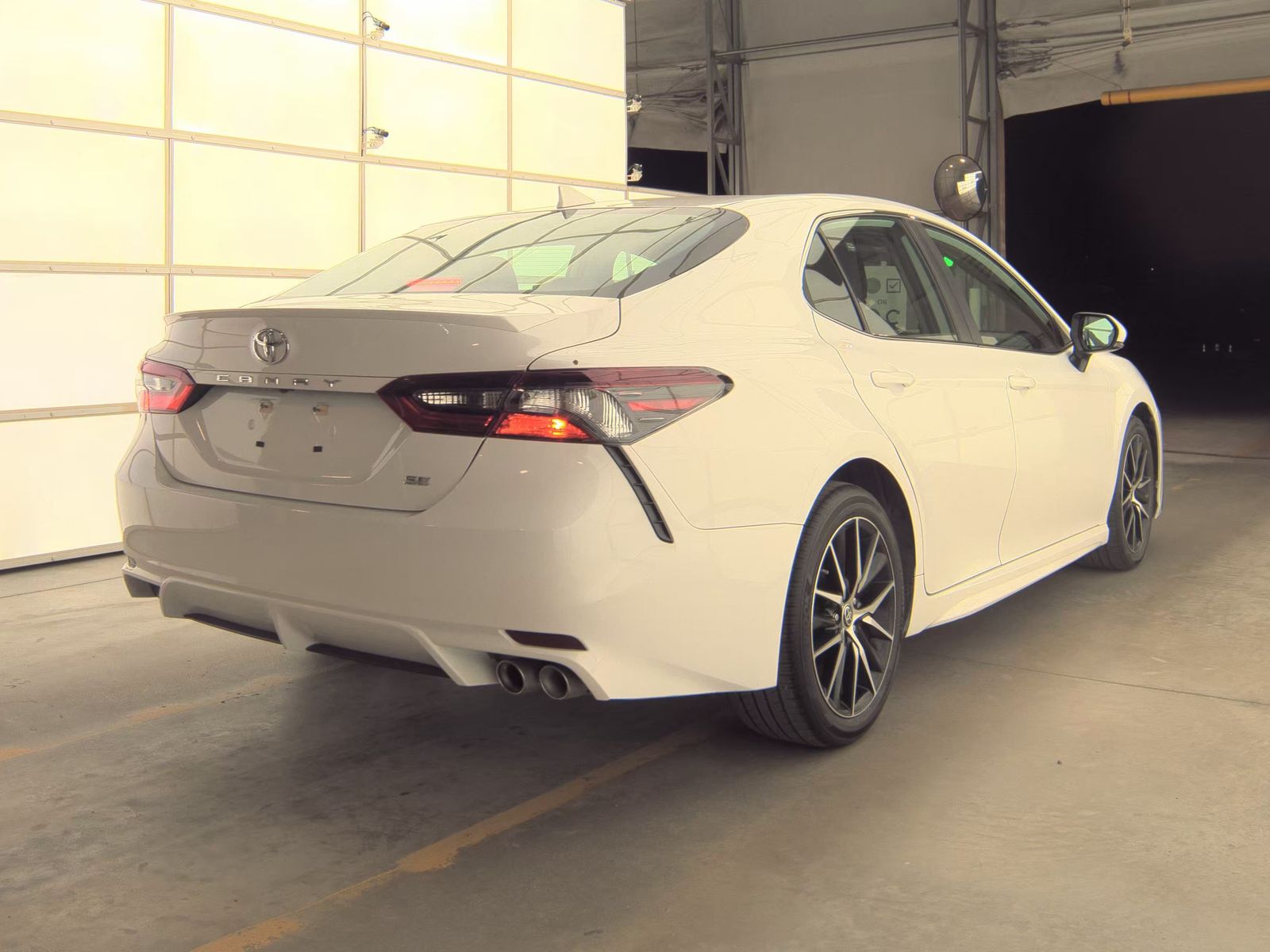 TOYOTA CAMRY - 6