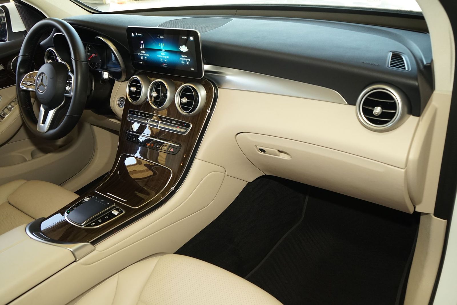 2022 Mercedes-Benz GLC GLC 300 RWD