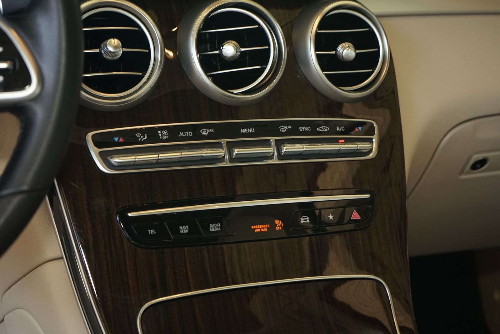 2022 Mercedes-Benz GLC GLC 300 RWD