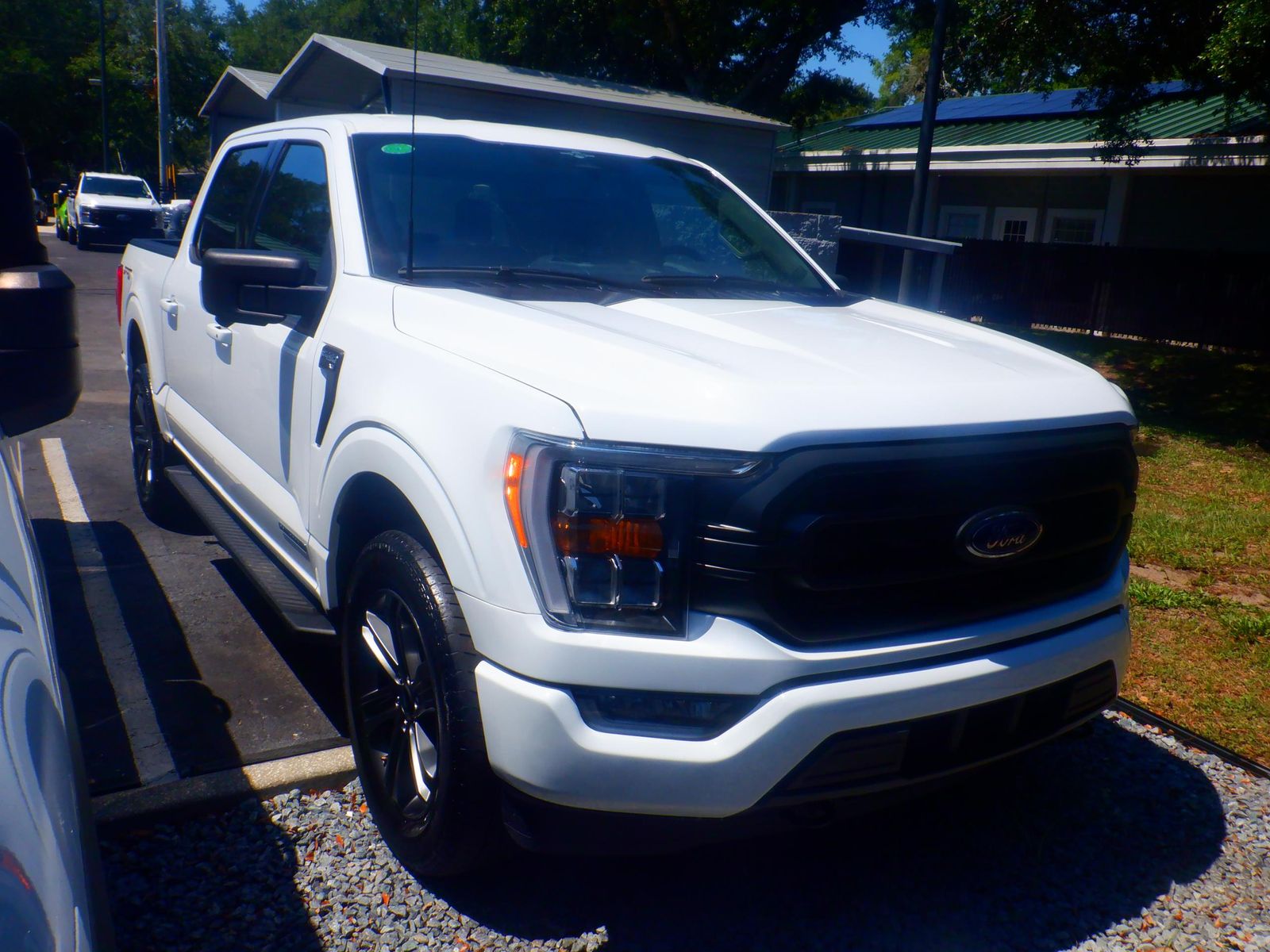 2023 Ford F-150 Hybrid XLT AWD