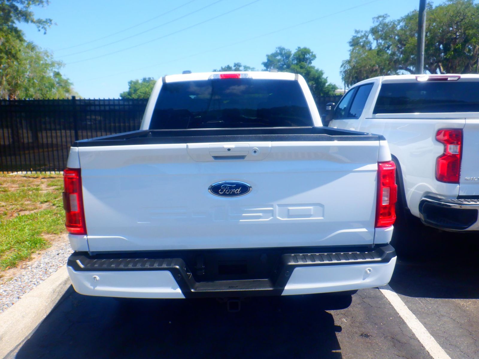 2023 Ford F-150 Hybrid XLT AWD
