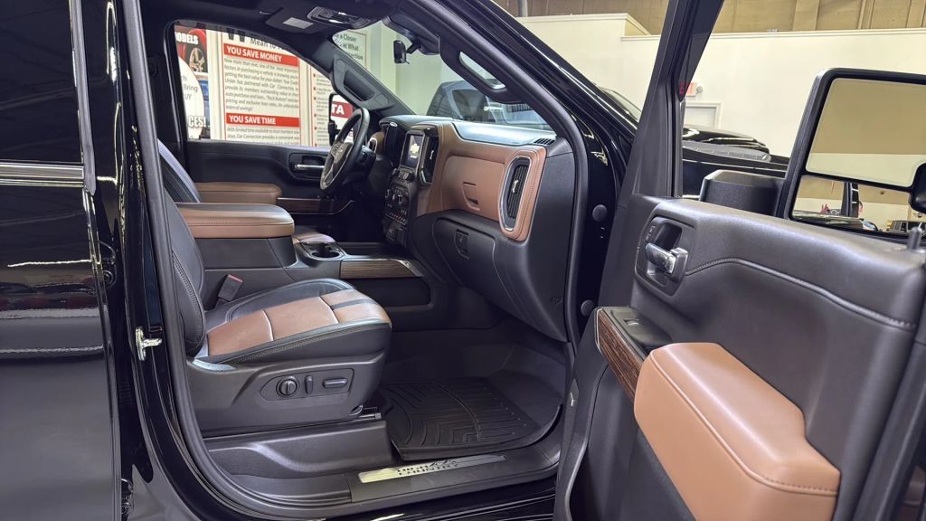 2023 Chevrolet Silverado 3500HD High Country AWD
