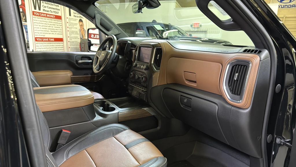 2023 Chevrolet Silverado 3500HD High Country AWD