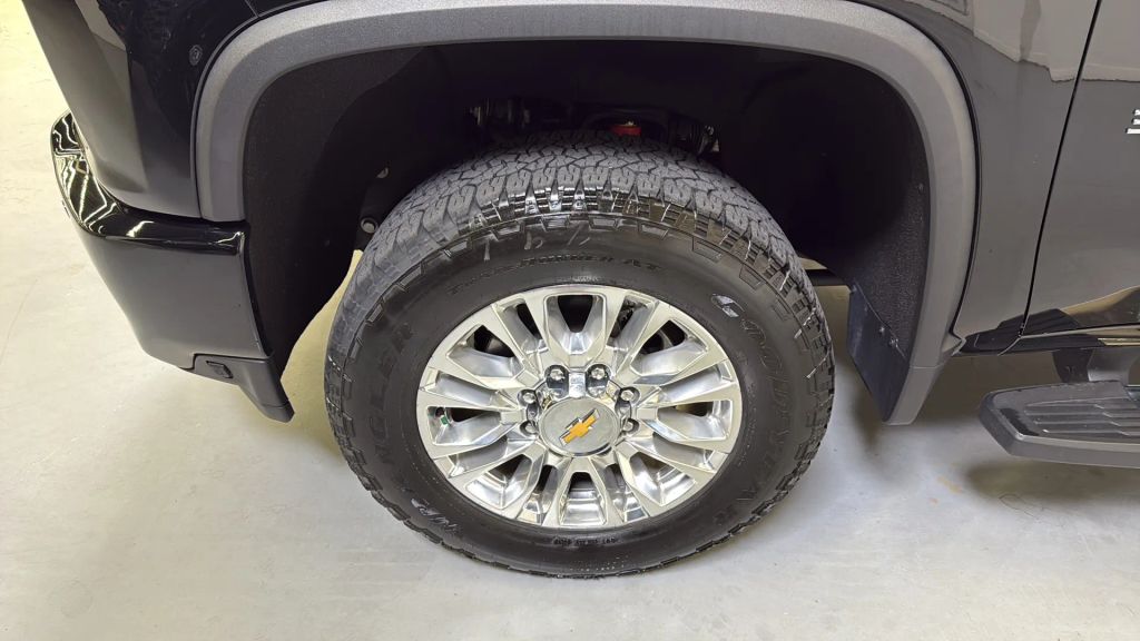 2023 Chevrolet Silverado 3500HD High Country AWD