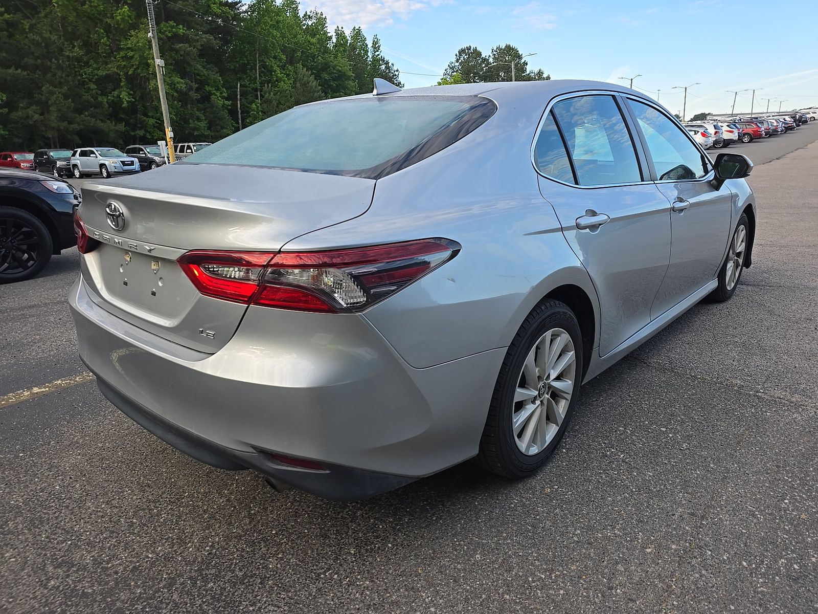 2021 Toyota Camry LE FWD