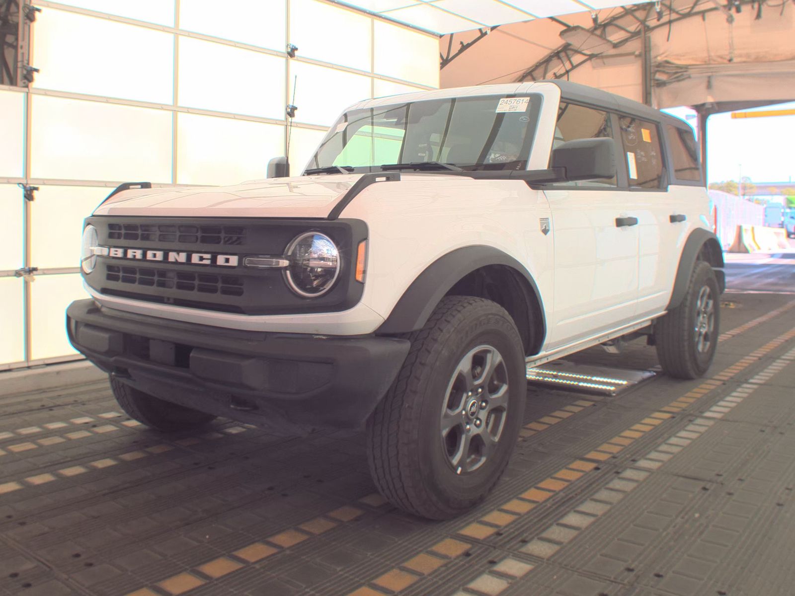 FORD BRONCO - 1