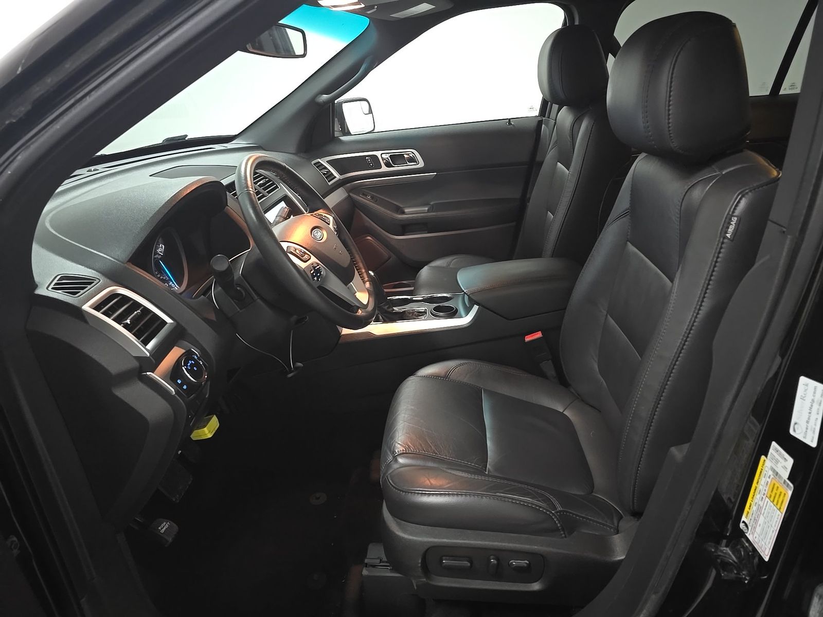 FORD EXPLORER - 8