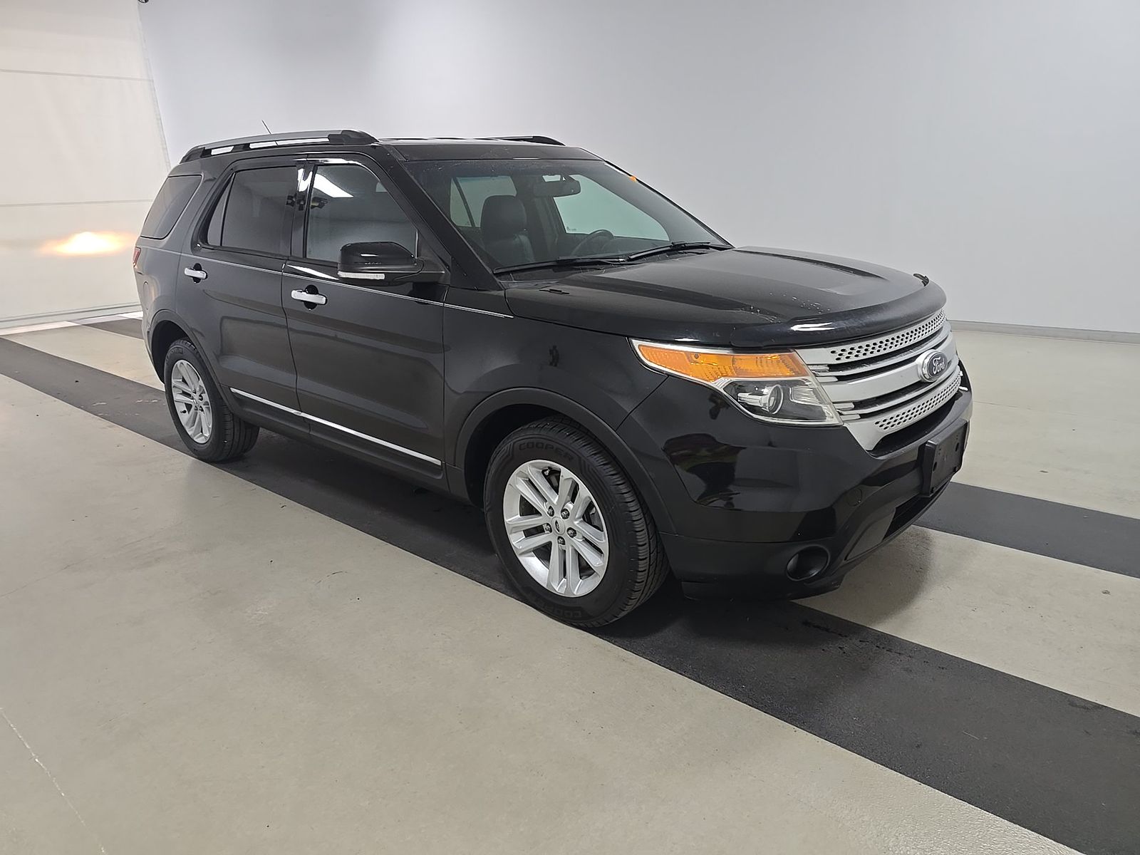 FORD EXPLORER - 4