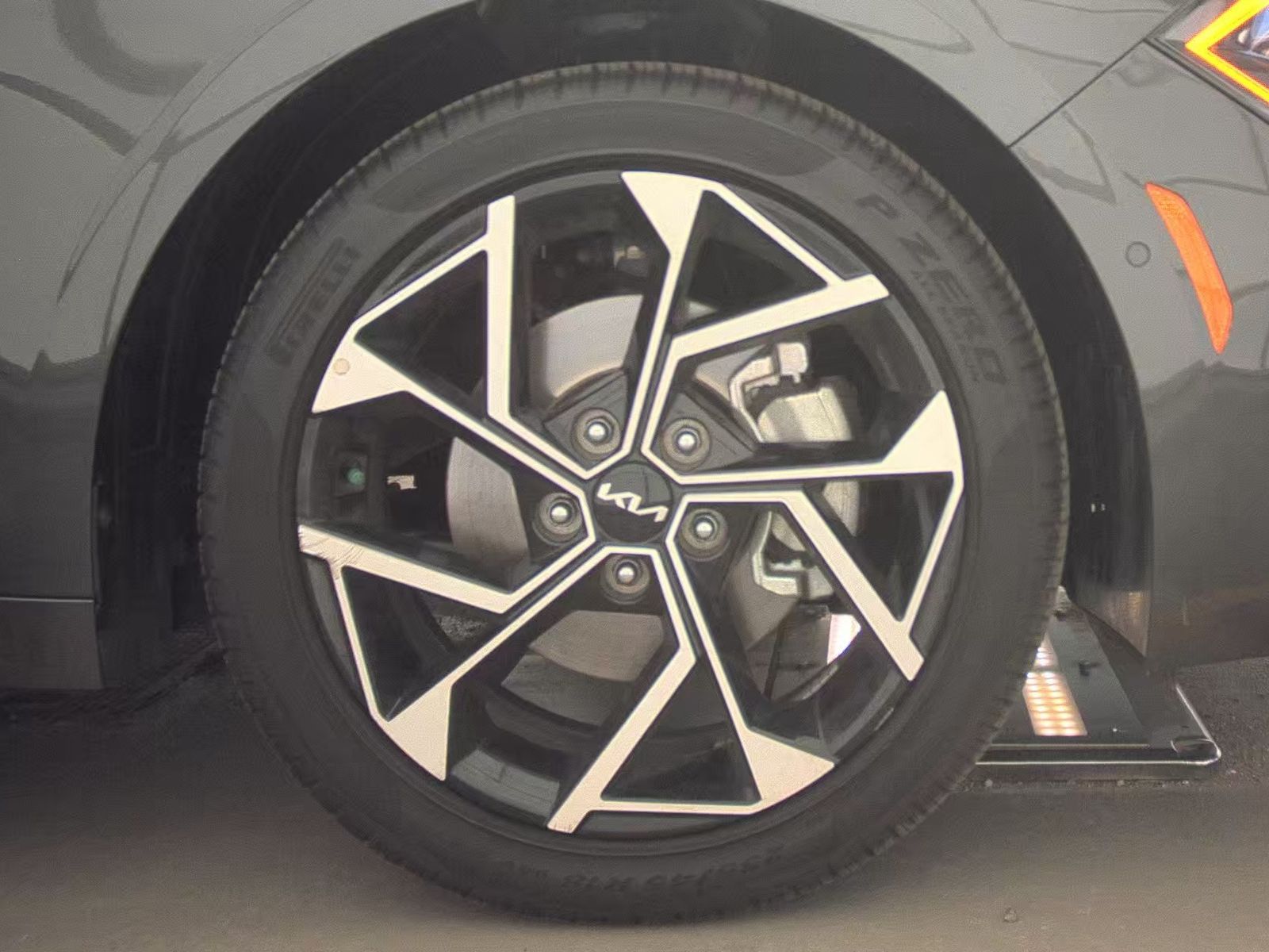2025 Kia K5 EX FWD