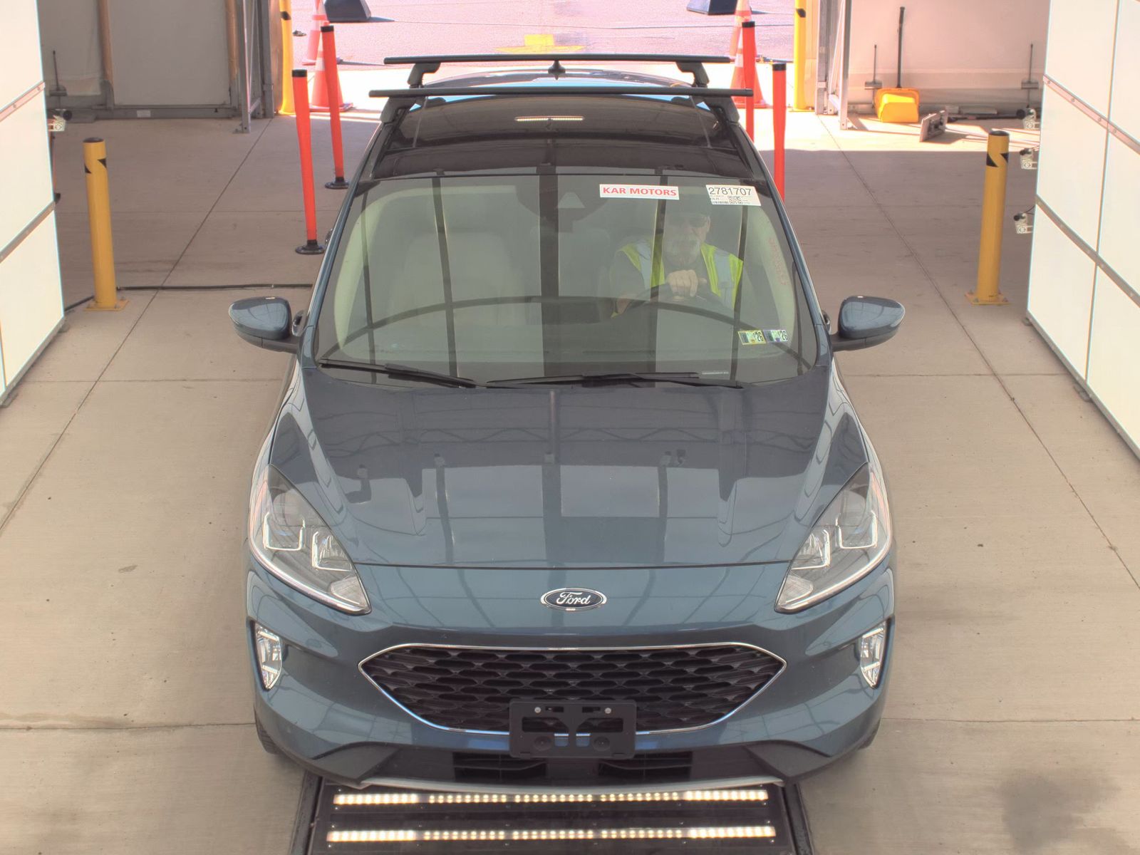 FORD ESCAPE - 3