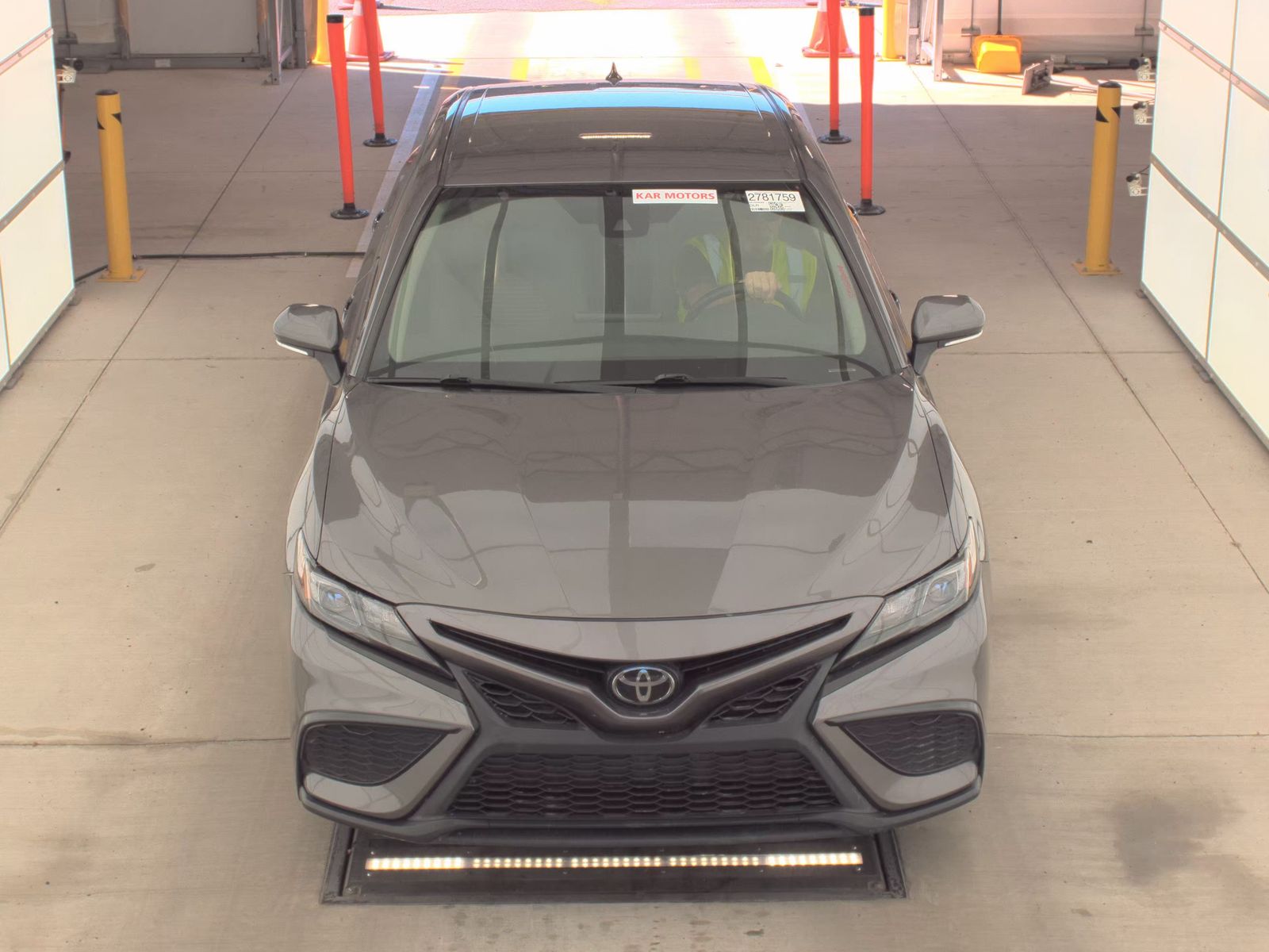 TOYOTA CAMRY - 3