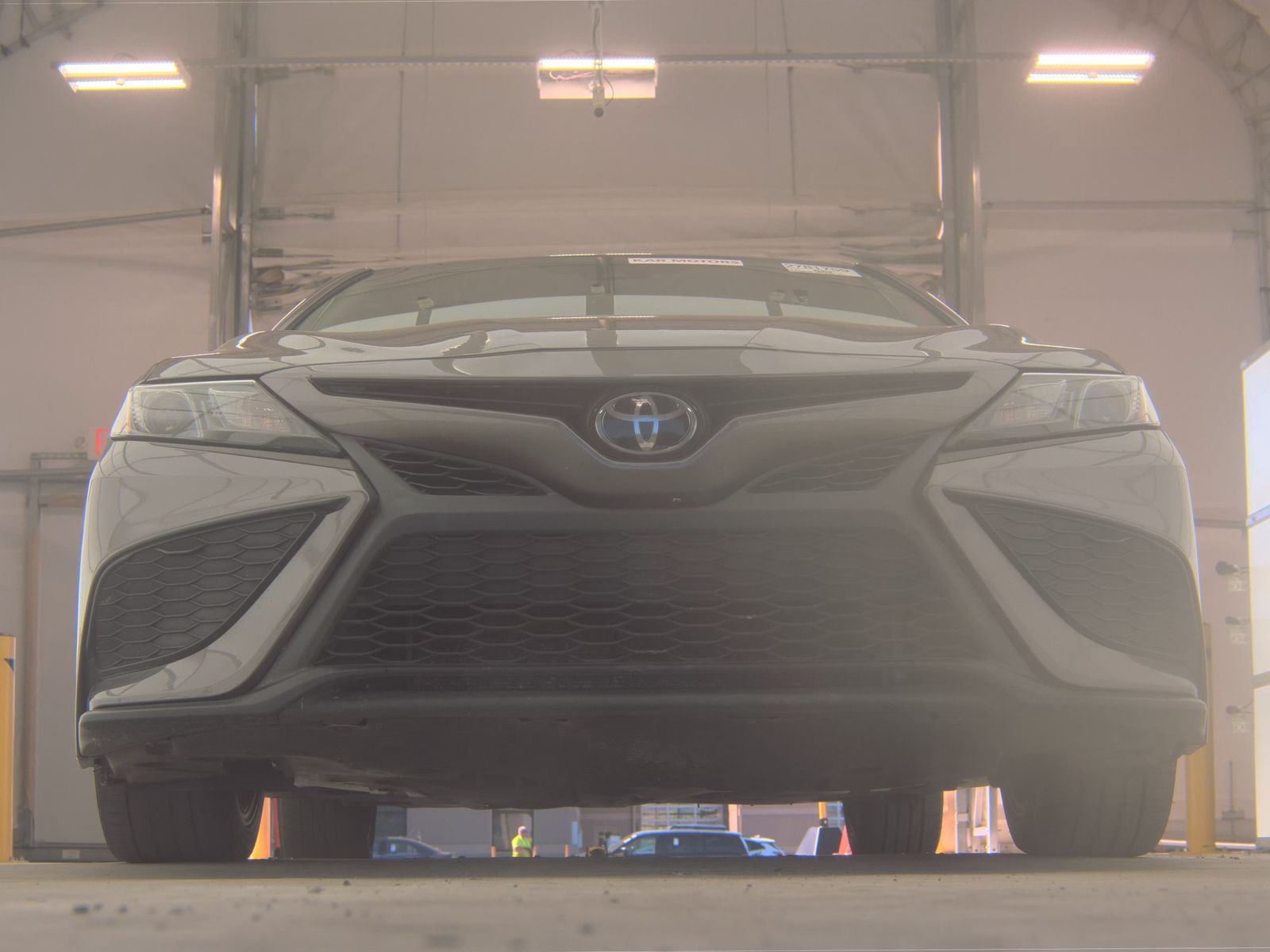 TOYOTA CAMRY - 4