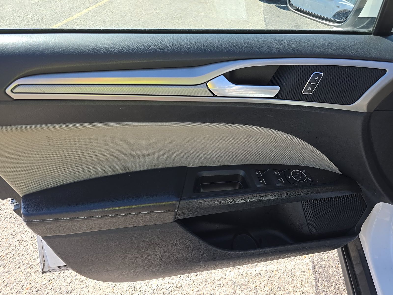 FORD FUSION - 10