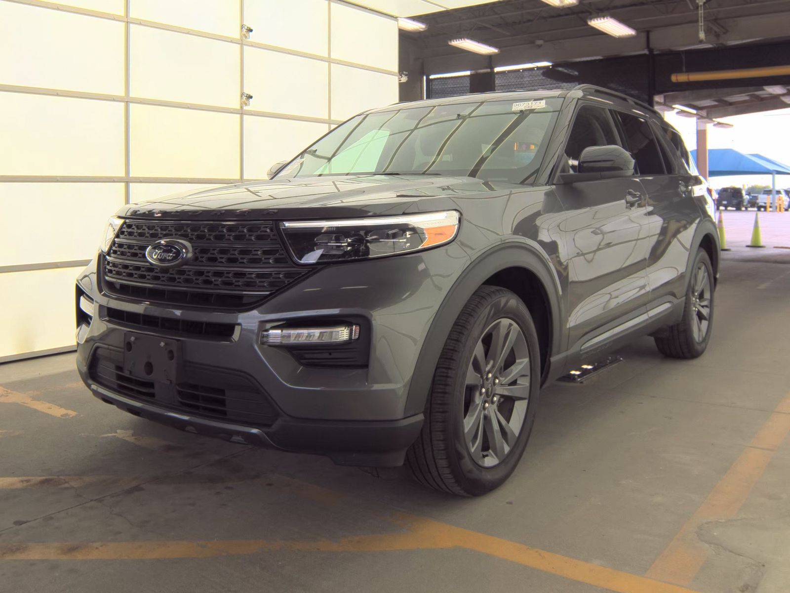 FORD EXPLORER - 1