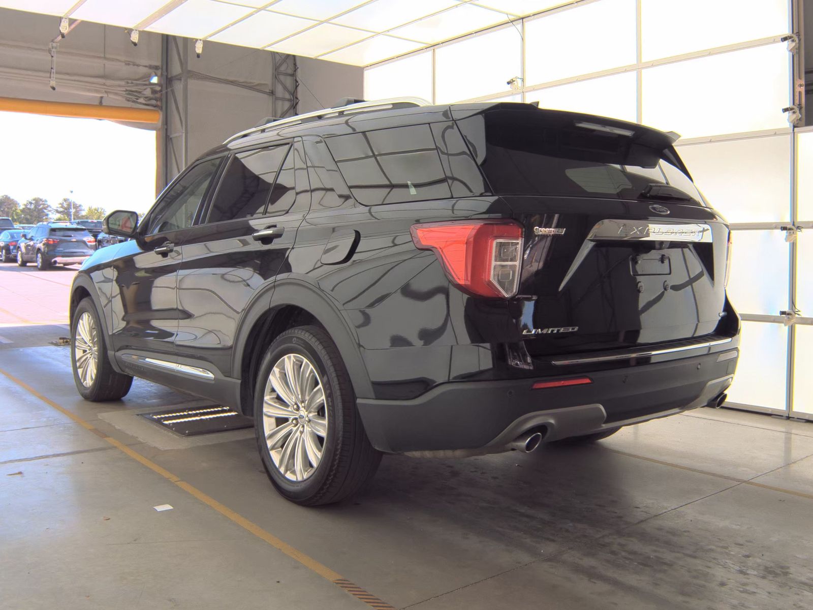 FORD EXPLORER - 9