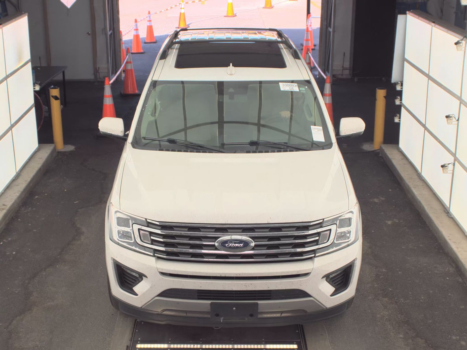 FORD EXPEDITION - 3