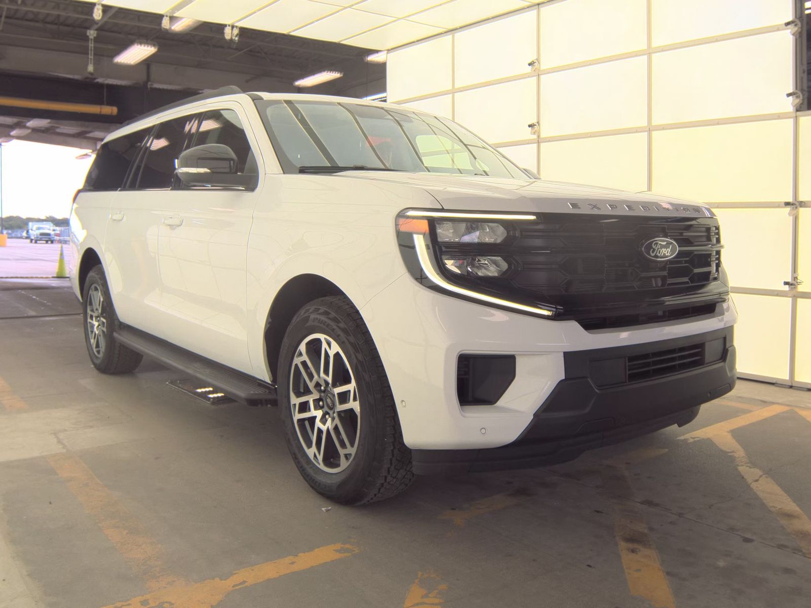 FORD EXPEDITION MAX - 5