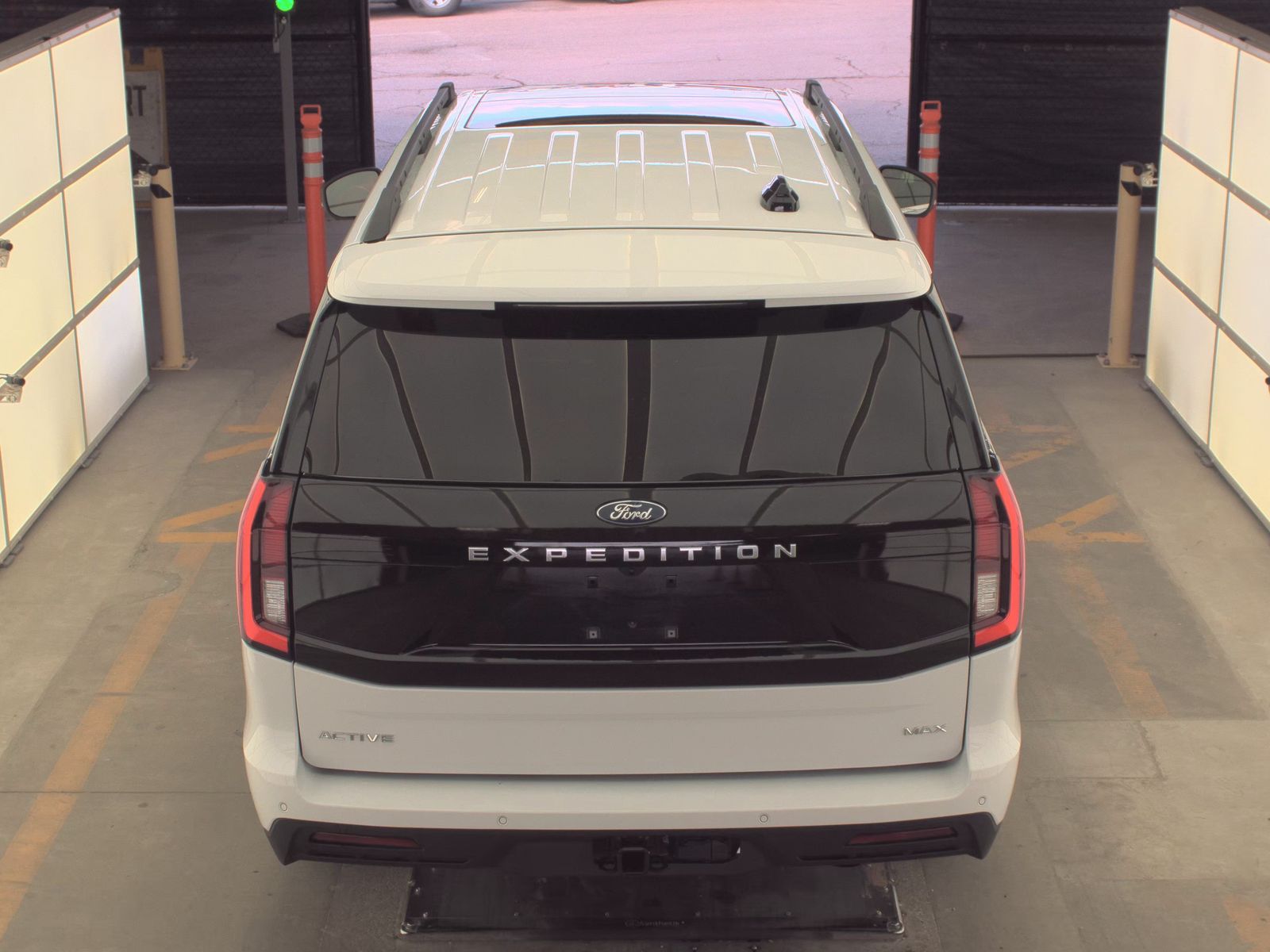 FORD EXPEDITION MAX - 7