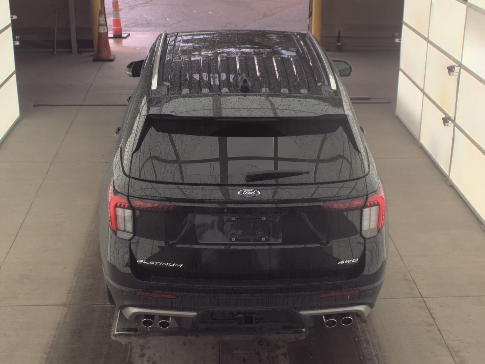 FORD EXPLORER - 7