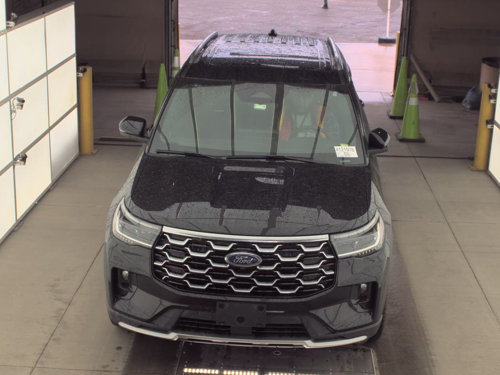 FORD EXPLORER - 3