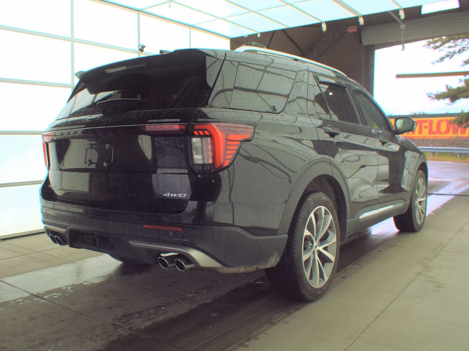 FORD EXPLORER - 6